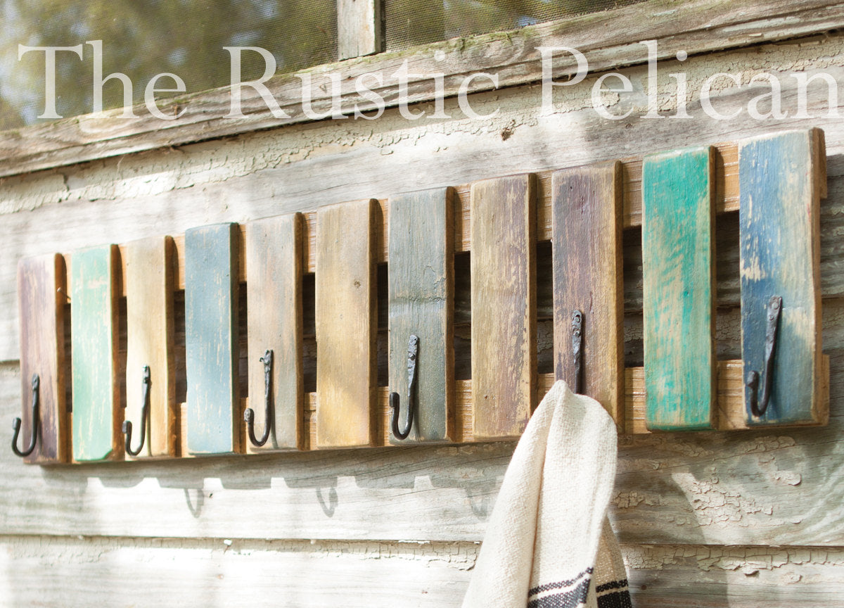 Custom Reclaimed Barn Wood Towel Rack 4 Hooks 37.5 inches, Rustic Barnwood  Beach Cottage Wall Mounted Towel Hook Rack. Decorative Wooden Multi Bath